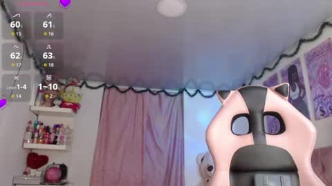 Snapshot of violett_brown9 chatting on 07.28.26 violett_brown9 online show from 07.28.26