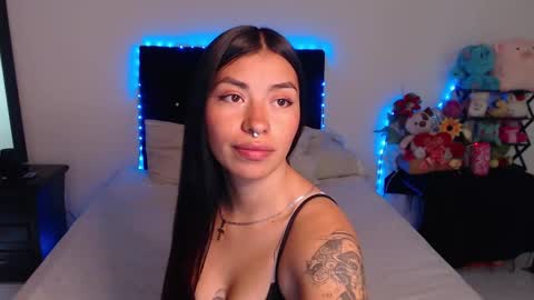 Snapshot of violett_flowers chatting on 01.24.25 violeta  online show from 01.24.25