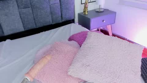 Violetta Ficher online show from 11.30.25