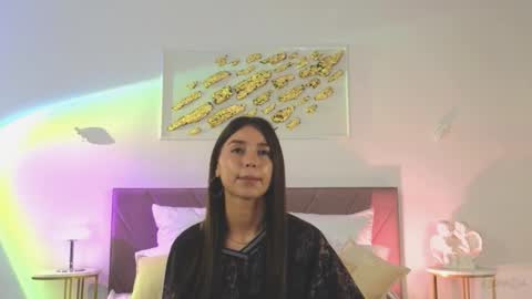 Snapshot of violetta_finch chatting on 11.27.25 violetta_finch online show from 11.27.25