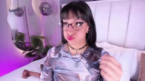 violettacolinss online show from 04.29.26