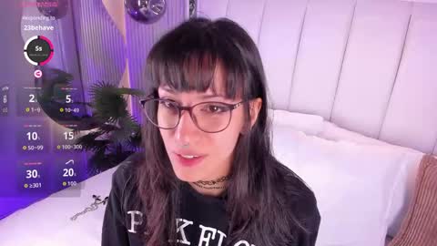 violettacolinss online show from 05.05.26