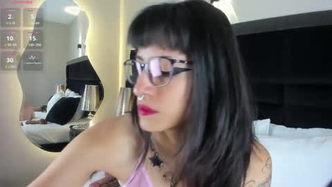 violettacolinss online show from 05.25.26