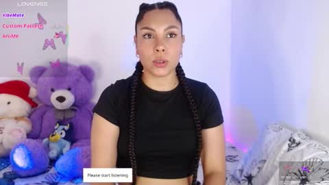 Snapshot of violettamillerr_ chatting on 12.14.25 VIOLETTA online show from 12.14.25