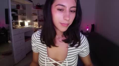 Violetta....Follow me in Twitter... online show from 03.11.25