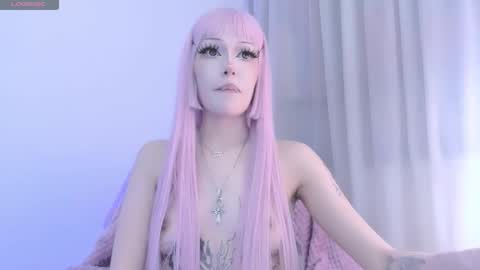 Snapshot of violettbones chatting on 03.21.26 Violett online show from 03.21.26