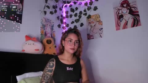 Snapshot of violetteramirez01 chatting on 12.10.24 Violette  online show from 12.10.24