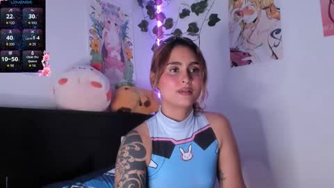 Snapshot of violetteramirez01 chatting on 01.16.25 Violette  online show from 01.16.25