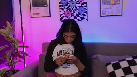 Violet online show from 07.28.26