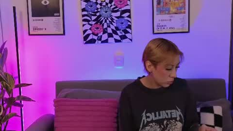 Violet online show from 08.02.26