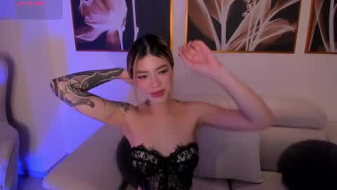 Violett  online show from 07.11.26