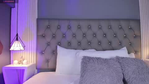 VioletthaRous online show from 02.26.26