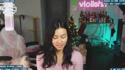 Snapshot of violishh chatting on 12.19.24 follow me on twitter violishh and ig violishh  online show from 12.19.24