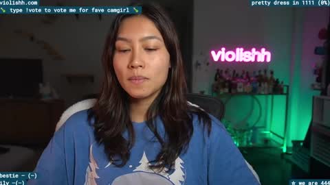 Snapshot of violishh chatting on 01.19.25 follow me on twitter violishh and ig violishh  online show from 01.19.25