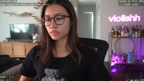 Snapshot of violishh chatting on 02.28.25 follow me on twitter violishh and ig violishh  online show from 02.28.25