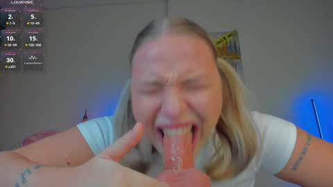 Violla online show from 01.11.25