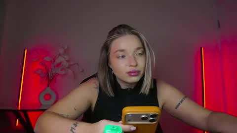 Violla online show from 10.28.25