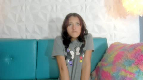 viollet_saens online show from 05.22.26