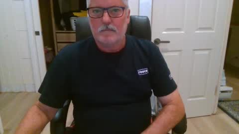 Snapshot of viper654321 chatting on 02.13.26 viper654321 online show from 02.13.26