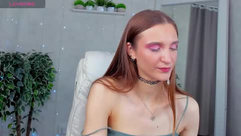 Snapshot of virdjinia_green chatting on 09.26.25 Virdjinia online show from 09.26.25