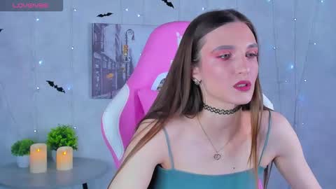 Snapshot of virdjinia_green chatting on 11.06.25 Virdjinia online show from 11.06.25