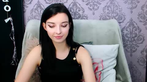 VirginLuna online show from 11.20.25