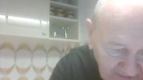 Snapshot of virgomandel chatting on 12.05.25 virgomandel online show from 12.05.25