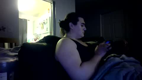 Snapshot of virgorian_enigma chatting on 12.18.25 priscilla online show from 12.18.25