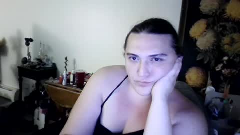 Snapshot of virgorian_enigma chatting on 07.16.26 priscilla online show from 07.16.26