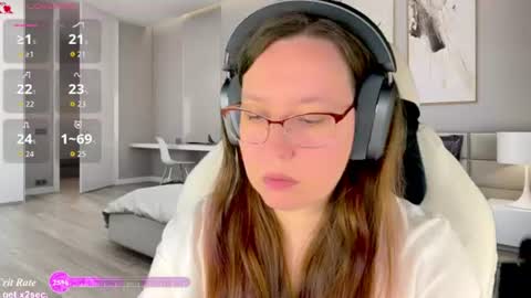 Snapshot of visecret chatting on 07.26.26 Victoria Romans online show from 07.26.26
