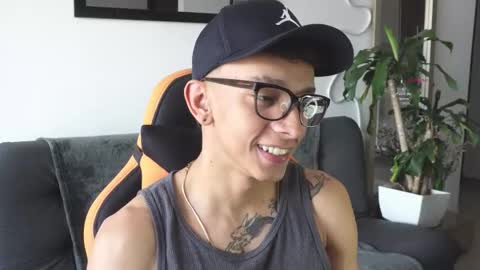 VITO BENZ online show from 10.25.25