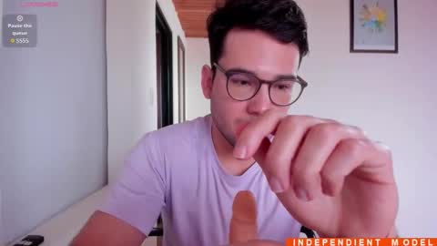 Vito Ferrer online show from 10.26.25