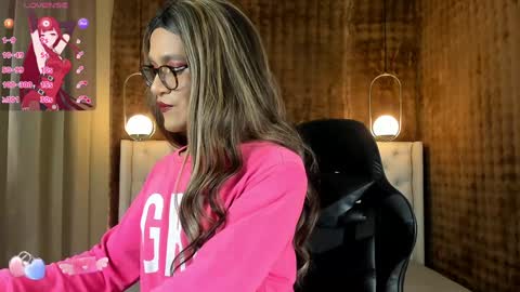 VittaaaPlease help me with your thumbs up its important  online show from 02.03.25