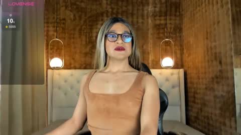 VittaaaPlease help me with your thumbs up its important  online show from 02.17.25