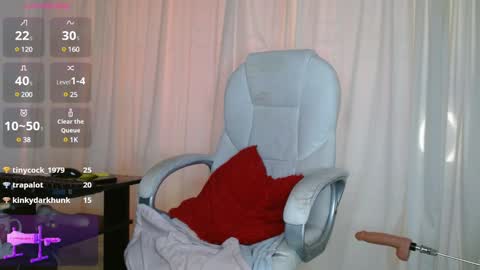 VITTORIA  online show from 02.12.25