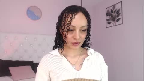 Vivi online show from 10.14.25