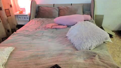 vivian_alison online show from 01.04.25