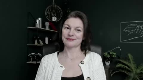 Vivian online show from 04.30.26
