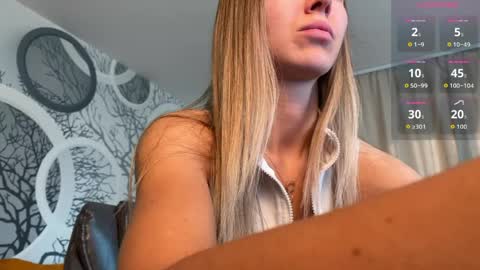 Vivian Evans online show from 05.09.26