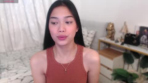 Vivian online show from 01.08.26