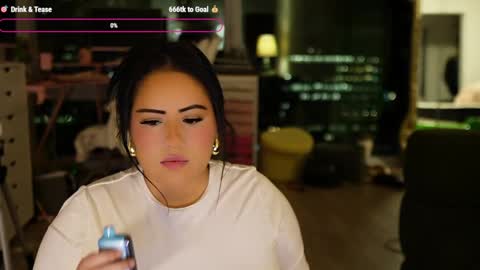 Snapshot of vivianaortega chatting on 12.03.24 Vivi online show from 12.03.24