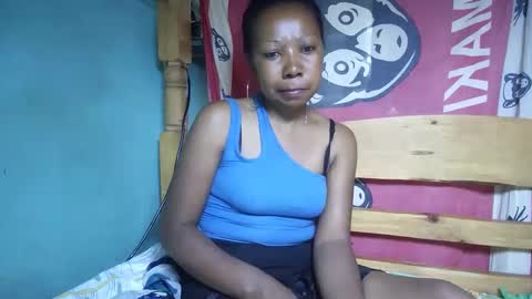 Snapshot of viviane0812 chatting on 02.25.25 viviane0812 online show from 02.25.25