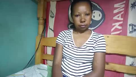 Snapshot of viviane0812 chatting on 02.26.25 viviane0812 online show from 02.26.25