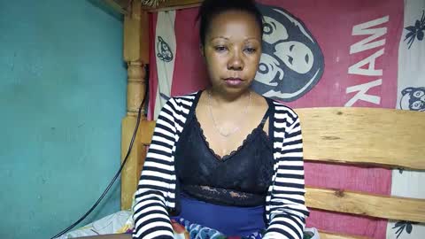 Snapshot of viviane0812 chatting on 02.28.25 viviane0812 online show from 02.28.25