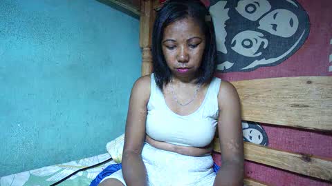 Snapshot of viviane0812 chatting on 03.08.25 viviane0812 online show from 03.08.25