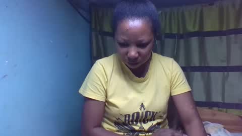 Snapshot of viviane0812 chatting on 10.18.25 viviane0812 online show from 10.18.25