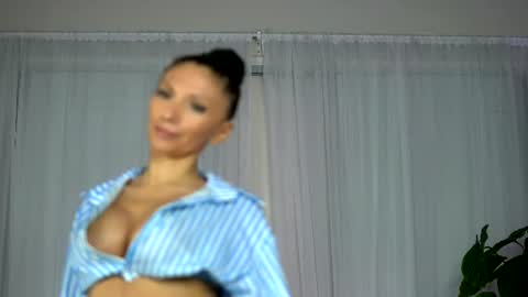 Vivi online show from 07.22.26