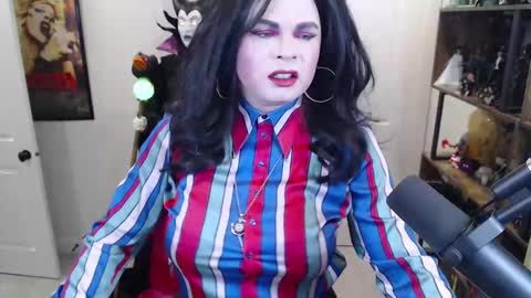 Snapshot of vivianfrost chatting on 09.18.25 VivianFrosty online show from 09.18.25