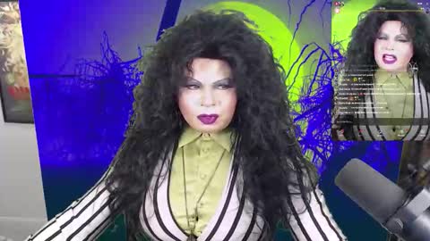 Snapshot of vivianfrost chatting on 10.16.25 VivianFrosty online show from 10.16.25