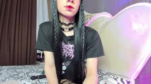 Snapshot of vivianmiller_ chatting on 02.18.25 Vivian online show from 02.18.25